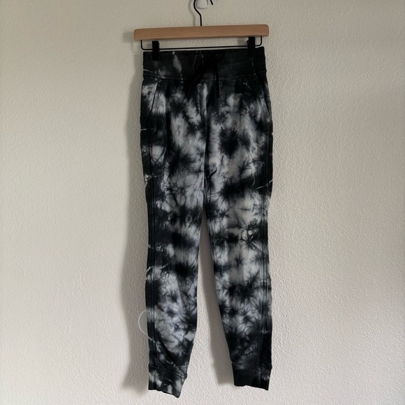 lululemon athletica Pants - Lululemon Women's Size 2 Multicolor Tie Dye Jogger Pants